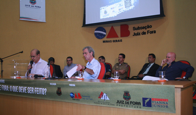 Seminário termina e Câmara continuará combate à violência (18/03/2013 00:00:00)