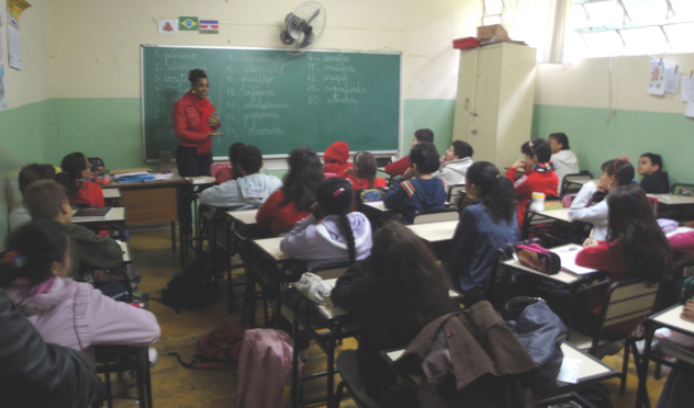 Crianças aprendem sobre diversidade brincando (10/06/2013 00:00:00)