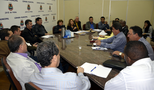 Vereadores têm prazo para apresentar emendas ao PPA e a LDO até esta terça-feira (19/08/2013 00:00:00)