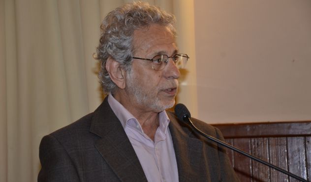 Ivanir Yasbeck autor do livro “O Real Itamar – Uma biografia” recebe homenagem na Câmara (23/08/2013 00:00:00)