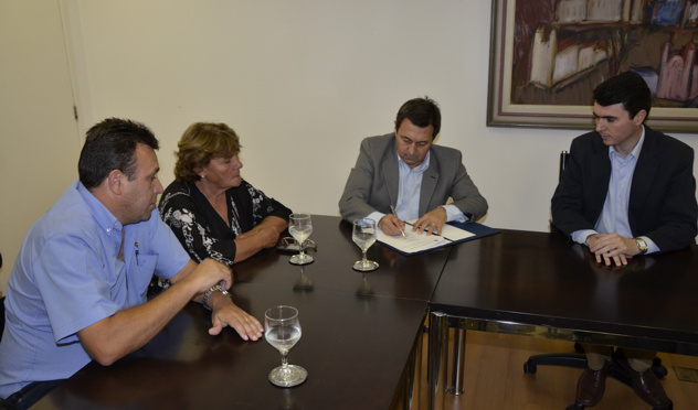 Comissão do Idoso solicita criação de delegacia especializada para Governo do Estado (09/09/2013 00:00:00)