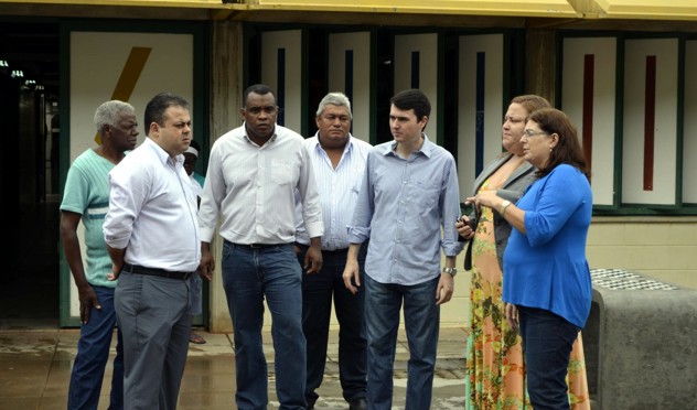 Militão visita Uaps e Caic de Santa Cruz (25/09/2013 00:00:00)