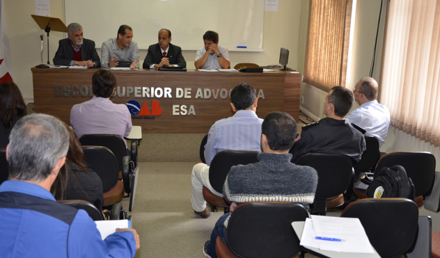 Castelar participa da elaboração de Plano Municipal de Enfrentamento da Violência (10/10/2013 00:00:00)