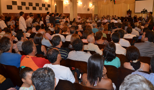 Câmara recorre ao Estado em defesa da vida (18/10/2013 00:00:00)