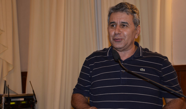 Antônio Aguiar quer prevenir prejuízos às crianças e aos adolescentes pelo consumo de álcool e tabaco (21/10/2013 00:00:00)