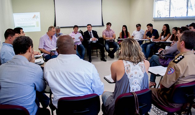 Câmara participa de Laboratório de Estudos sobre Violência na UFJF (29/10/2013 00:00:00)