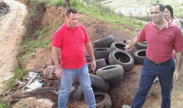 Castelar aponta abandono de estrada e risco de proliferação da dengue (17/01/2014 00:00:00)