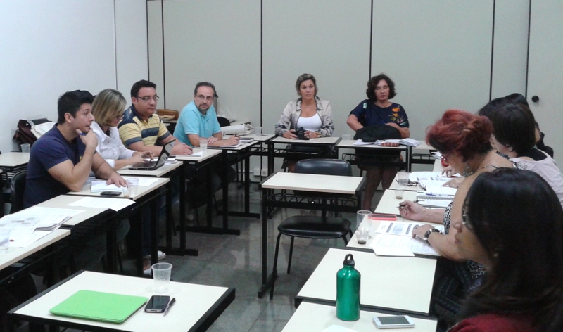 Câmara participa em BH de encontro preparatório para o Parlamento Jovem 2014 (18/02/2014 00:00:00)