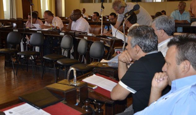 Câmara aprova Mensagem que traz centro de distribuição da Fiat para JF (21/02/2014 00:00:00)