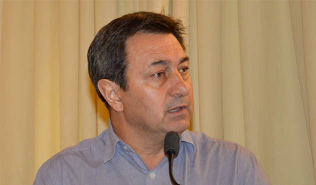 Vereador propõe lei que limita venda de combustível a granel (17/03/2014 00:00:00)