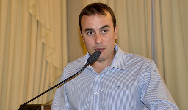 Aprovado projeto que assegura tratamento adequado a animais comercializados (20/03/2014 00:00:00)