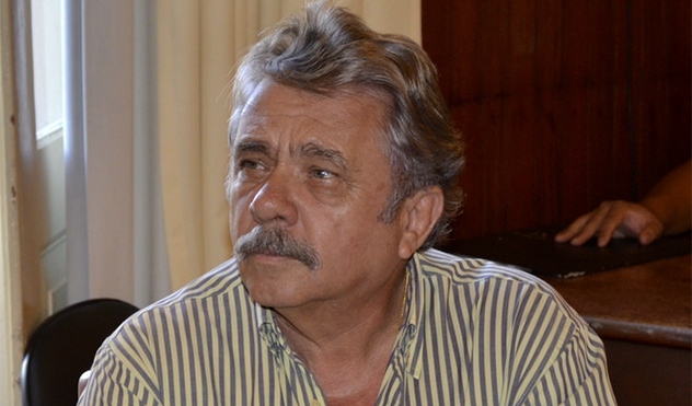 Projeto de Oliveira Tresse corrige restituições (16/04/2014 00:00:00)