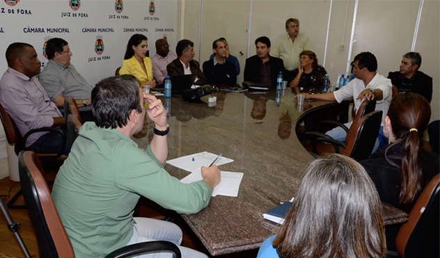 Vereadores assistem a exposição sobre gestão de medicamentos (04/06/2014 00:00:00)