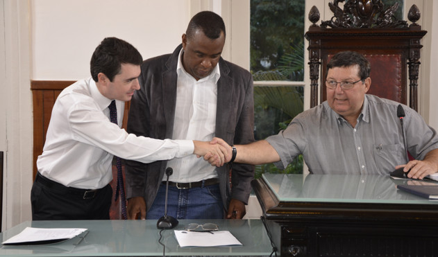 Câmara devolve mais R$ 1,2 milhão à Prefeitura (16/09/2014 00:00:00)