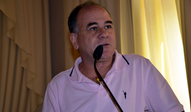 Derrubado veto ao projeto de Zé Márcio que impede acidentes em piscinas (17/09/2014 00:00:00)