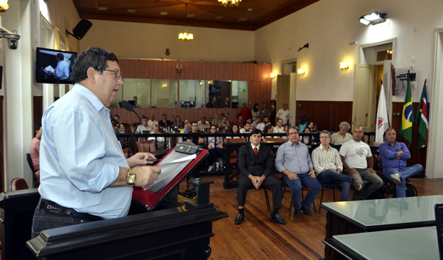 Ciclofaixas na Avenida Rio Branco ganham apoio (24/09/2014 00:00:00)