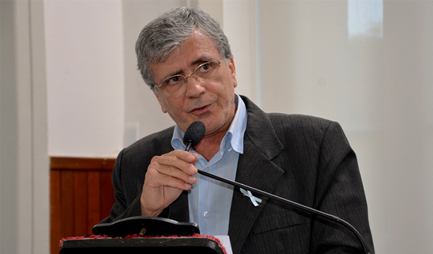 Projeto de Fiorilo que proíbe uso de rojões em Juiz de Fora gera polêmica (04/02/2015 00:00:00)