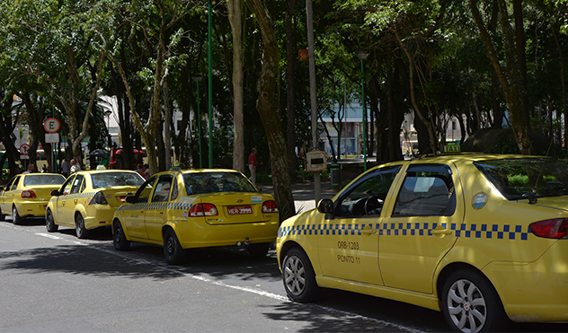 Projeto de Lei propõe táxi-lotação (12/03/2015 00:00:00)