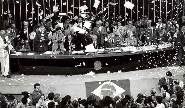 O papel do Legislativo e a hipertrofia do Executivo (13/03/2015 00:00:00)