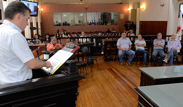 Audiência Pública - Settra apresenta reajuste na tarifa de táxi (18/03/2015 00:00:00)