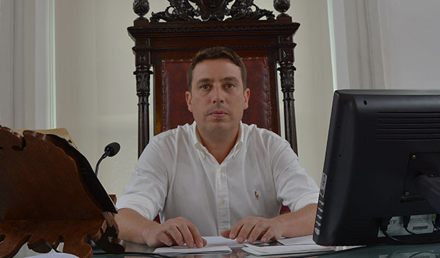 Academia ao ar livre e iluminação em escadão – Rodrigo  Mattos apresenta requerimentos (18/03/2015 00:00:00)