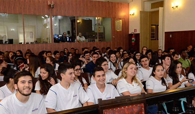 Edição 2015 do Parlamento Jovem é instalado (20/03/2015 00:00:00)
