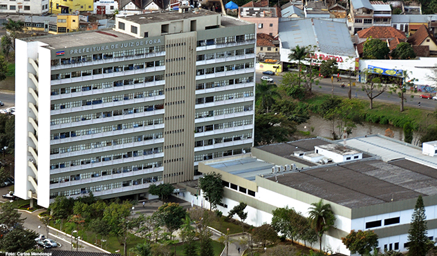 Comissão se reúne com Prefeitura para levantar situação da Terralimp (24/03/2015 00:00:00)