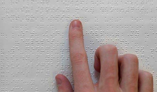 Elevadores com sinalização em braile e comando de voz podem se tornar obrigatórios (23/04/2015 00:00:00)