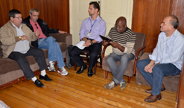 Comissão defende valorização dos efetivos (07/05/2015 00:00:00)