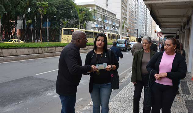 Blitz conscientiza população sobre abuso e exploração  sexual de crianças e adolescentes (20/05/2015 00:00:00)