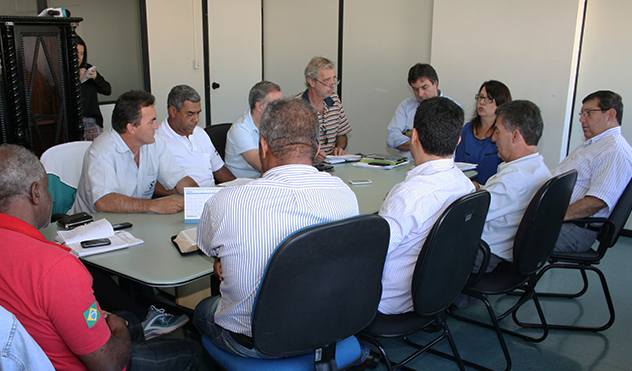 Comissão discute pagamento do piso nacional dos agentes de endemias (28/05/2015 00:00:00)