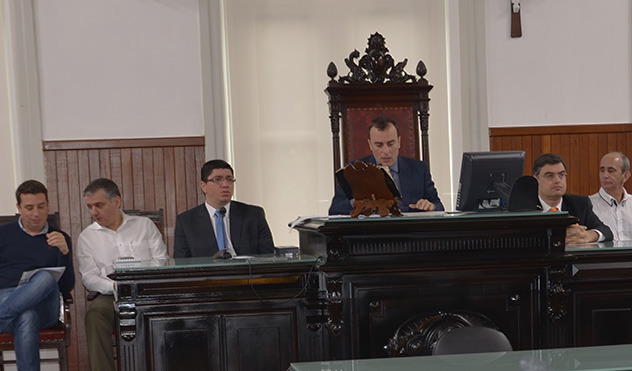 Contorno ferroviário e transporte para passageiros na linha do trem são defendidos em audiência pública (25/06/2015 00:00:00)