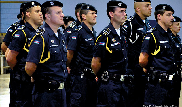 Guarda municipal pode ser autorizada a fazer uso de armas não letais (09/07/2015 00:00:00)