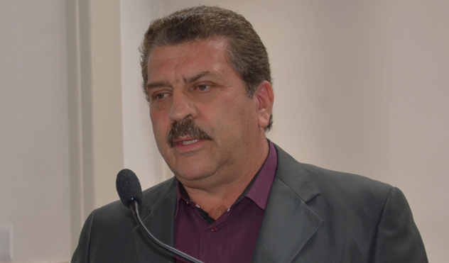 Projeto determina replantio de árvores (04/08/2015 00:00:00)