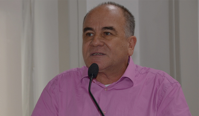 Aprovada em primeira discussão proposta de reutilização da água de chuvas (21/08/2015 00:00:00)