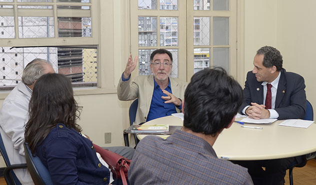 Castelar e Patrus se reúnem para discutir agricultura familiar (15/09/2015 00:00:00)