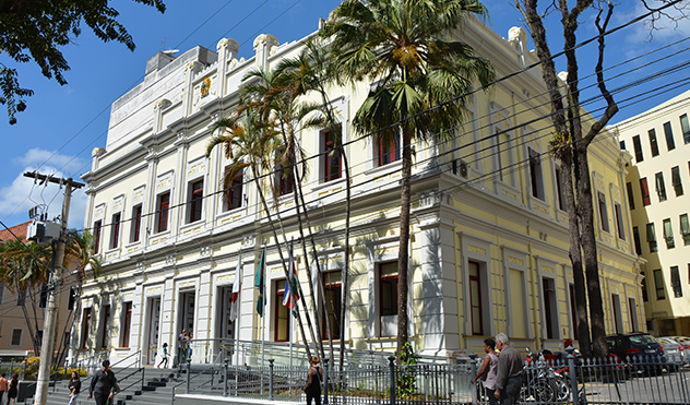 Vereadores asseguram recomposição salarial dos servidores na LDO (18/09/2015 00:00:00)