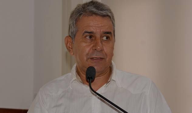 Projeto institui Dia Municipal de Combate ao Câncer de Mama (02/10/2015 00:00:00)