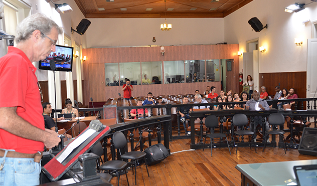 Audiência Pública se transforma em ato político de defesa da Petrobras (03/12/2015 00:00:00)