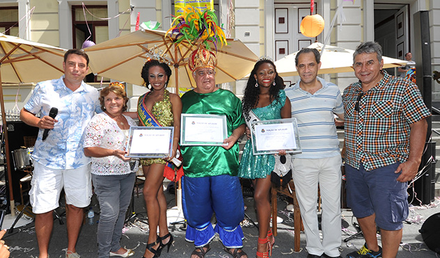 Corte da folia é homenageada na Escadaria do Samba (01/02/2016 00:00:00)