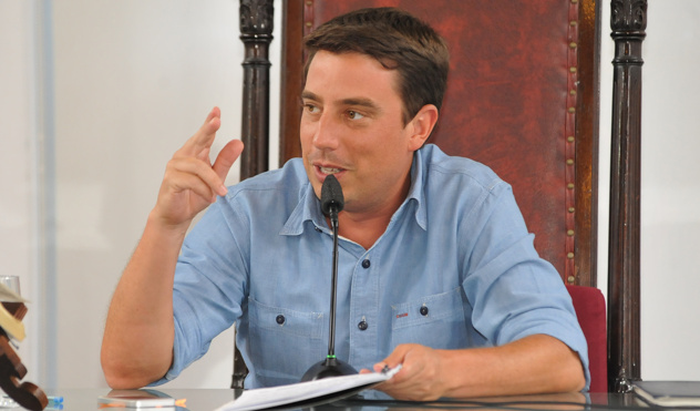 Rodrigo Mattos cobra melhorias para o Residencial Miguel Marinho (19/02/2016 00:00:00)