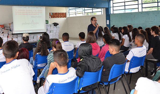 Parlamento Jovem é apresentando aos alunos do ensino médio (09/03/2016 00:00:00)