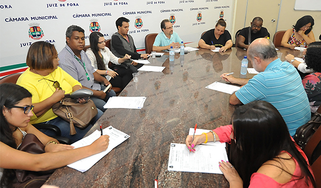 Definidos temas e calendário da Câmara Mirim 2016 (16/03/2016 00:00:00)