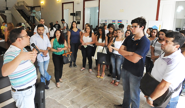 Alunos do curso de direito do Instituto Metodista Granbery visitam a Câmara (29/03/2016 00:00:00)