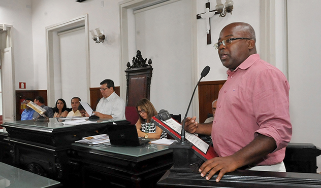 Jucelio Maria cobra informações do Executivo sobre epidemia de dengue em JF (29/03/2016 00:00:00)