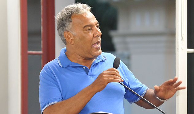 Comissão vai apurar problemas com caminhões do Demlurb (01/04/2016 00:00:00)