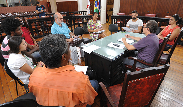 Definidos os palestrantes do I Encontro Regional do Parlamento Jovem 2016 (20/04/2016 00:00:00)