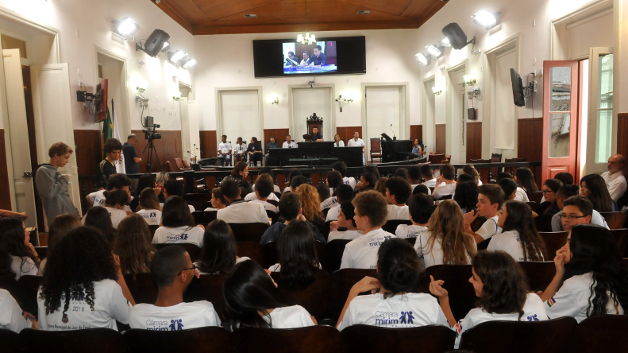 Câmara promove cerimônia de encerramento da Câmara Mirim 2016 (26/10/2016 00:00:00)