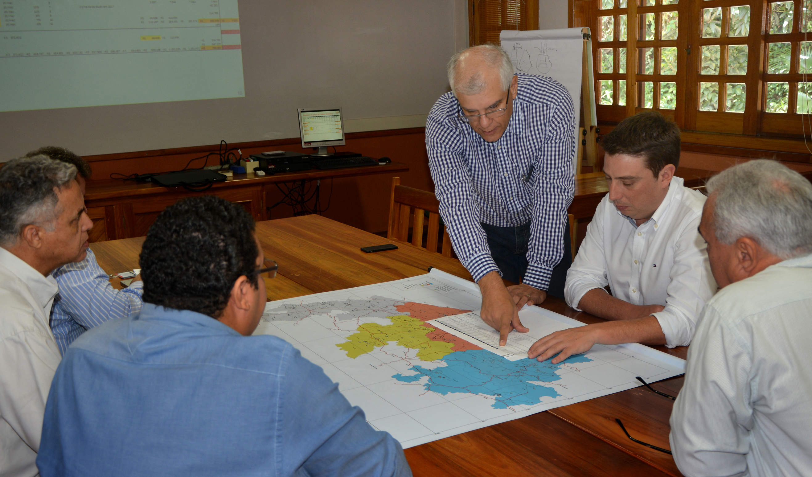 Fim do impasse: Arcelor contrata empresa para gerir compra de produtores de eucalipto (09/11/2016 00:00:00)