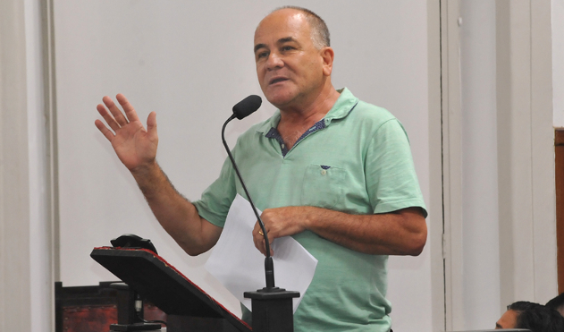 Zé Márcio quer instalação de placas informando os riscos  de cada brinquedo nos parques de diversões (03/01/2017 00:00:00)